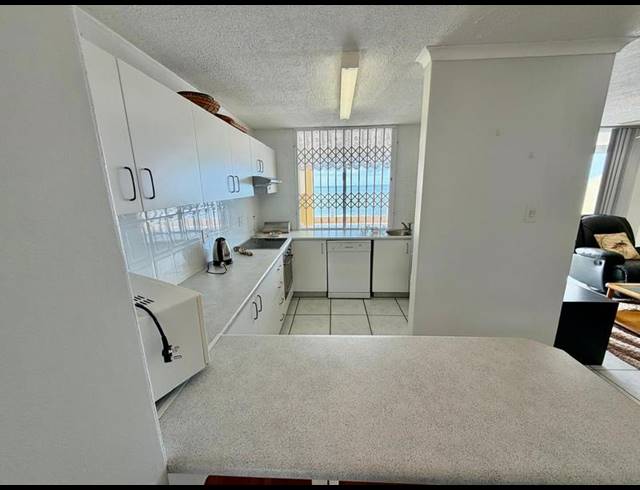 3 BEDROOM APARTMENT FOR SALE IN MANABA BEACH